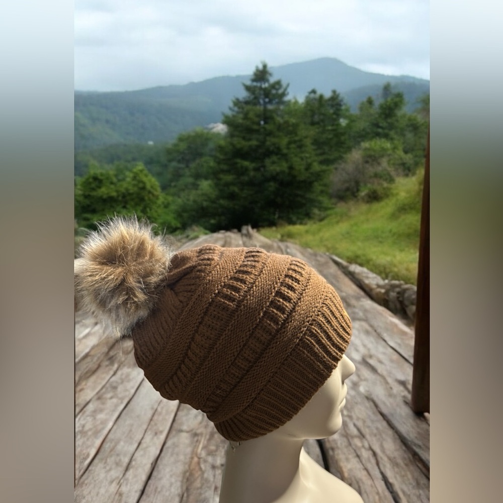Brown Knit Beanie with Faux Fur Pom